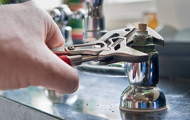 Best Water damage contractors near me  in Lake Shore, UT